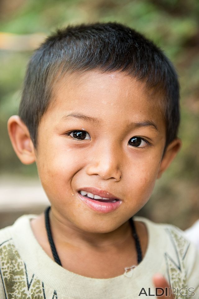 Children from Laos