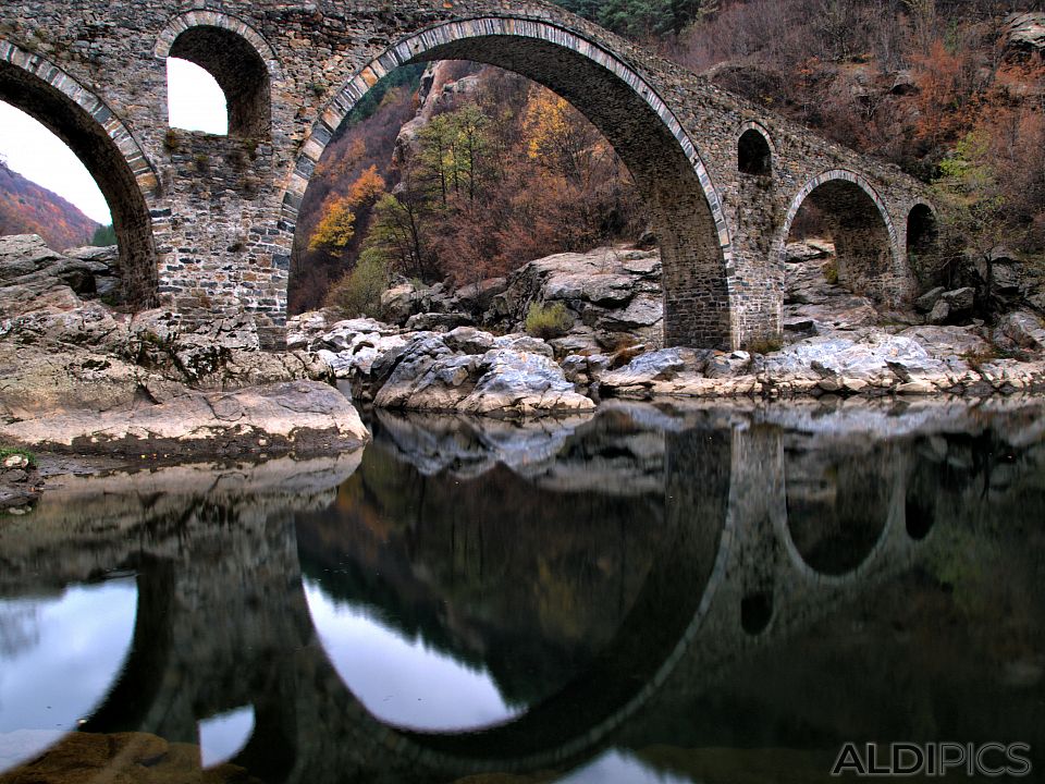 Devil's Bridge