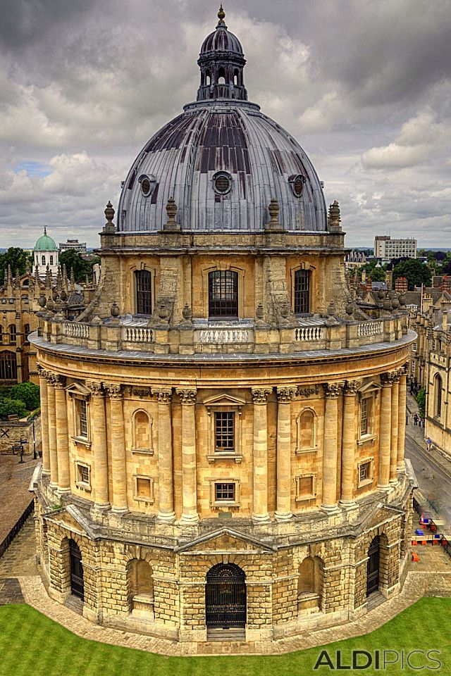 Universities in Oxford