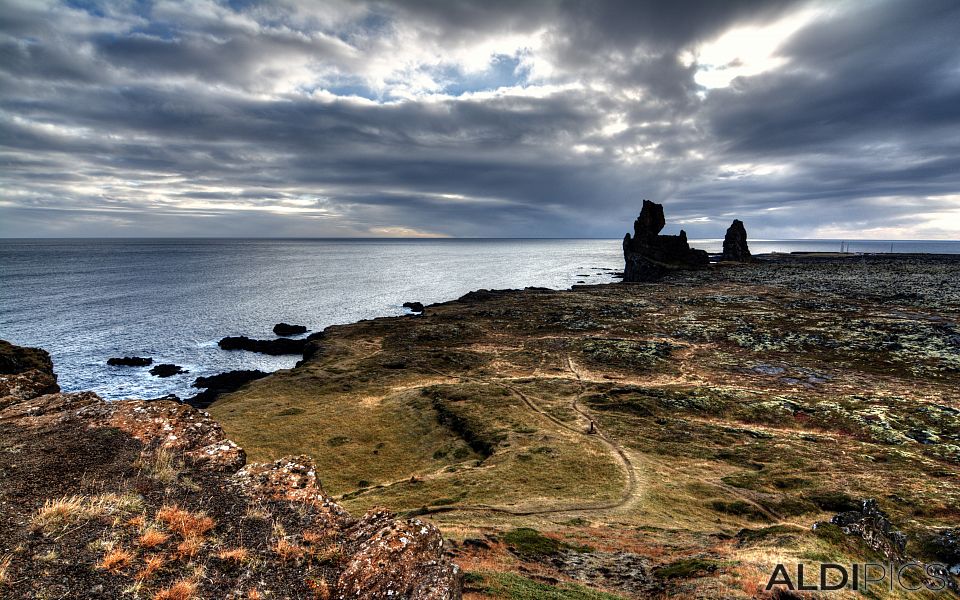 Coast near Snaefellsjoekull