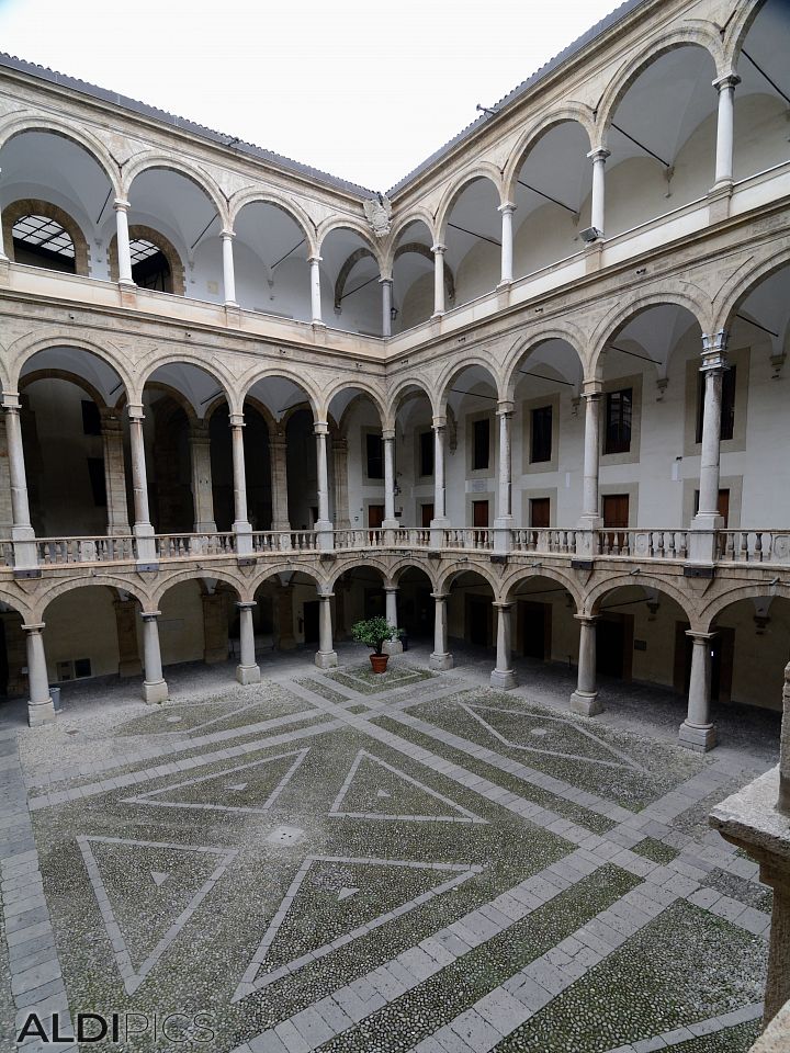 Beautiful buildings in Palermo